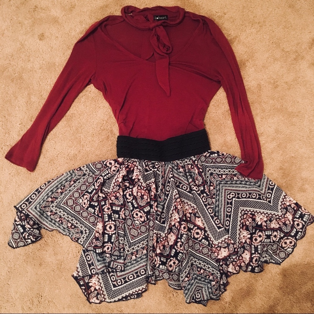 Cute maroon and black miniskirt